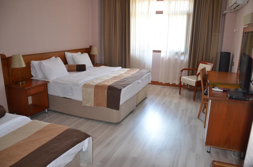 Talia Hotel & Spa Sapanca Exterior photo
